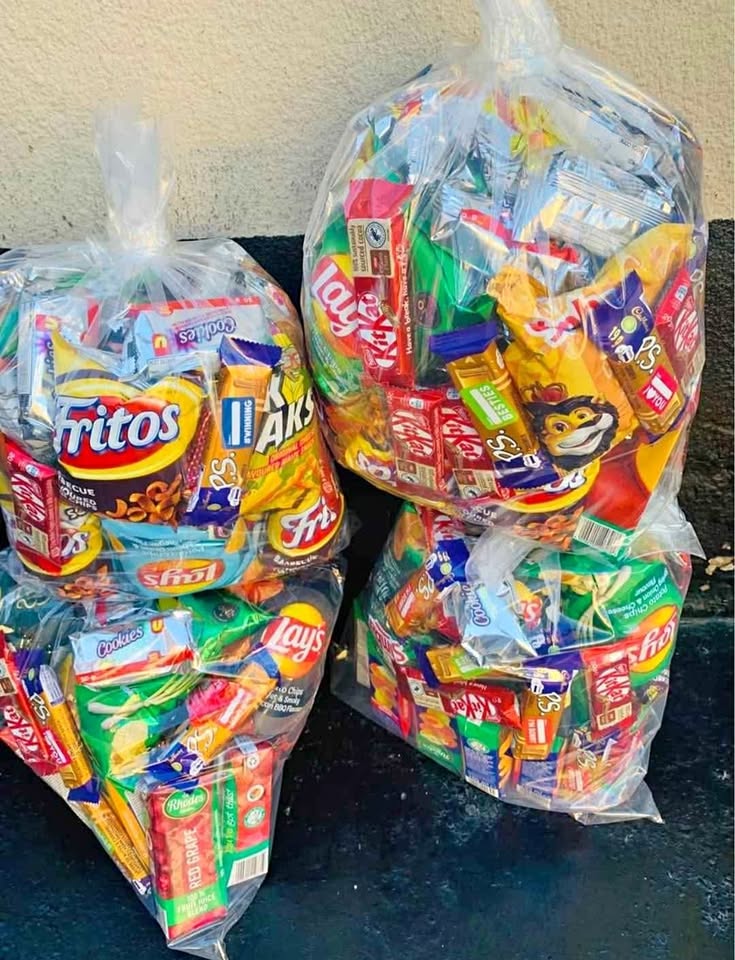 Snacks Hamper