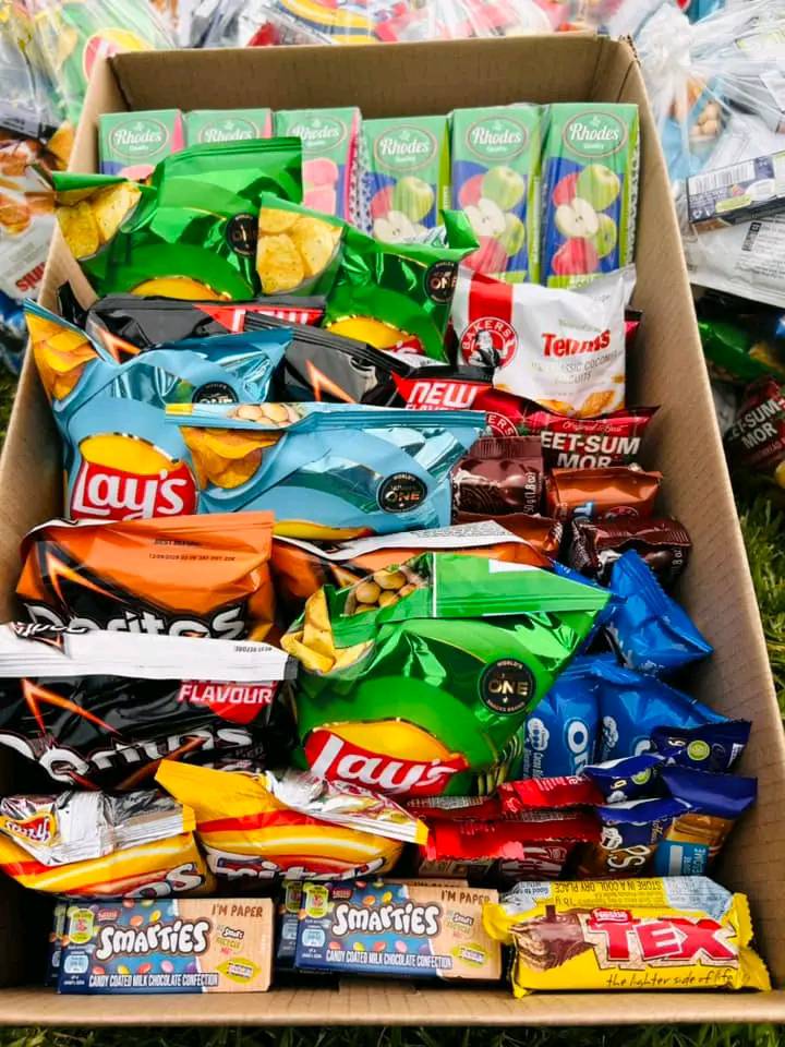 Snacks Hamper