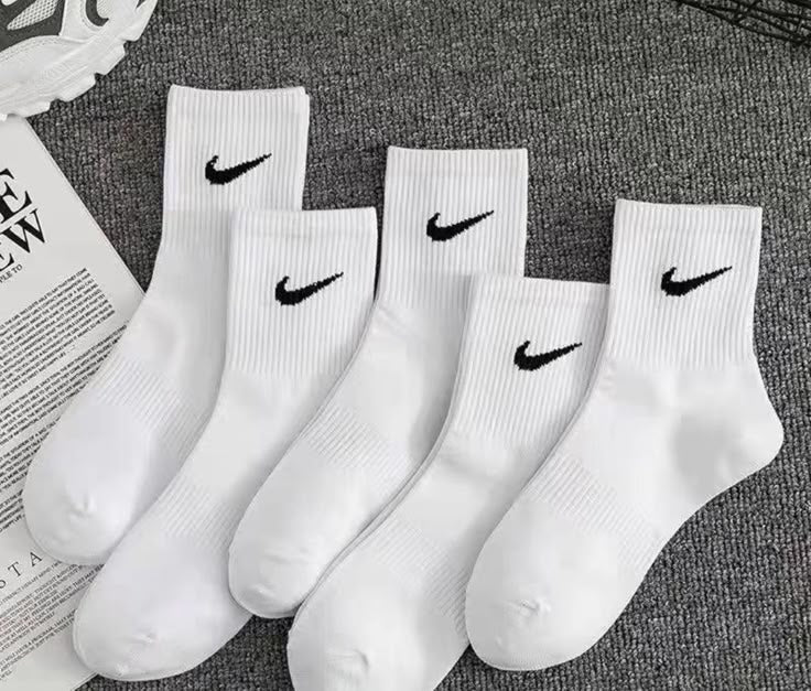 Short Performance Socks